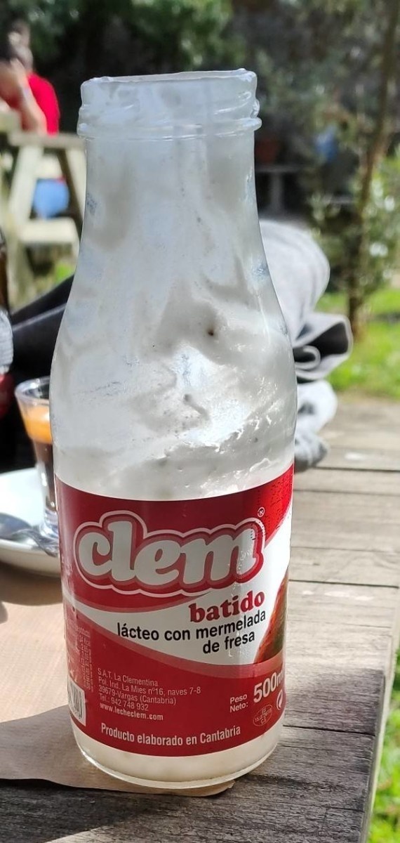 Batido lácteo con mermelada de fresa